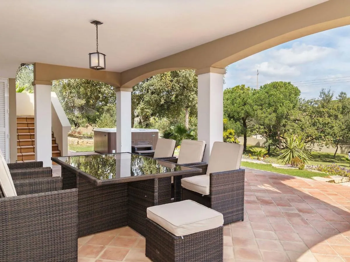 Villa Diamond Quarteira Portogallo